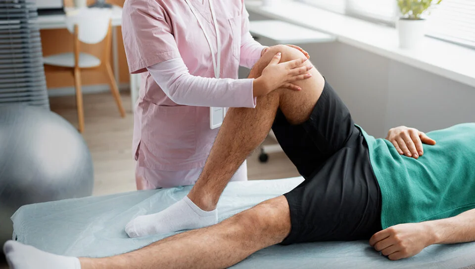 How a Doctor Helps With Leg Pain
