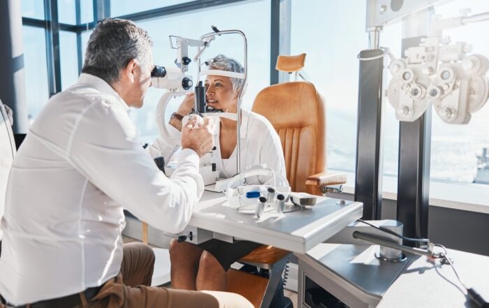 How to Choose the Right Optometrist for Your Needs